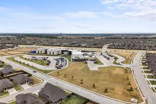 9805 Quail Pointe Rd, Aubrey, TX 76227 - Photo 31
