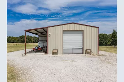 483 Legacy Lane, Bowie, TX 76230 - Photo 5
