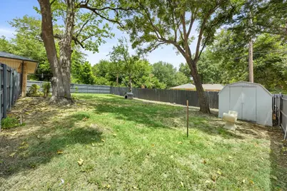 600 N Young Boulevard, DeSoto, TX 75115 - Photo 33