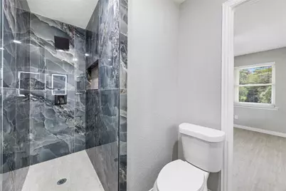 600 N Young Boulevard, DeSoto, TX 75115 - Photo 21