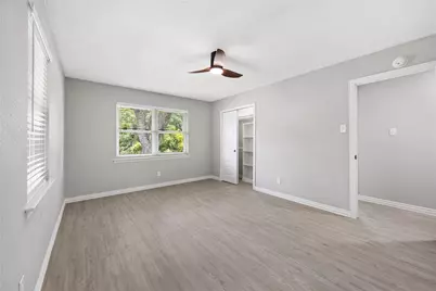 600 N Young Boulevard, DeSoto, TX 75115 - Photo 29