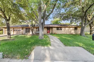311 S College Ave, Troy, TX 76579 - Photo 29