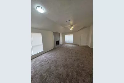 1105 Rosewood Lane, Lancaster, TX 75146 - Photo 5