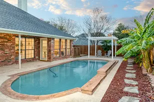 432 Shelby Dr, Burleson, TX 76028 - Photo 35