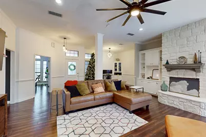 432 Shelby Drive, Burleson, TX 76028 - Photo 5