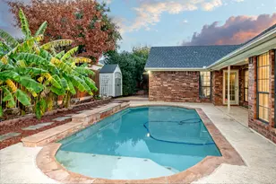 432 Shelby Dr, Burleson, TX 76028 - Photo 37