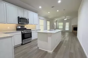 325 Perkins Dr, Argyle, TX 76226 - Photo 9