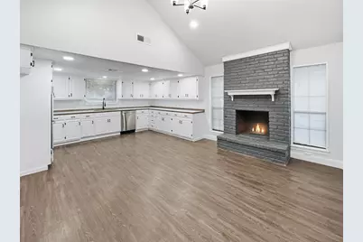 2409 Castle Street, Irving, TX 75038 - Photo 5