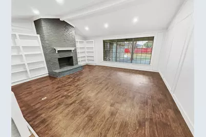 2409 Castle Street, Irving, TX 75038 - Photo 3