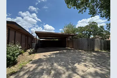 7004 Lincoln Drive, North Richland Hills, TX 76182 - Photo 11