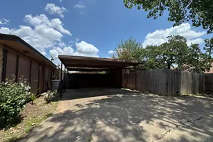 7004 Lincoln Dr, North Richland Hills, TX 76182 - Photo 11