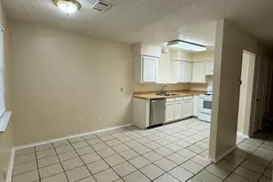 7004 Lincoln Dr, North Richland Hills, TX 76182 - Photo 3