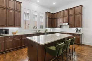 5215 Weiss Ln, Irving, TX 75039 - Photo 3