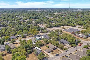 1216 E Powell Ave, Fort Worth, TX 76104 - Photo 19