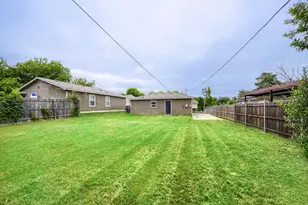 1216 E Powell Ave, Fort Worth, TX 76104 - Photo 13