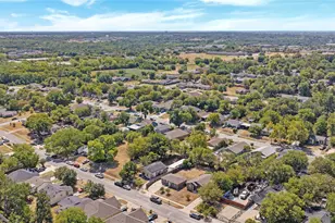 1216 E Powell Ave, Fort Worth, TX 76104 - Photo 19