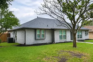 1922 Camden Way, Carrollton, TX 75007 - Photo 5