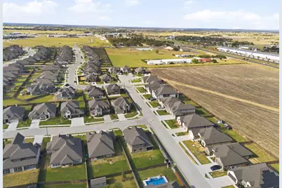 303 Pineview Lane, Ponder, TX 76259 - Photo 29