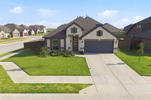 303 Pineview Ln, Ponder, TX 76259 - Photo 31