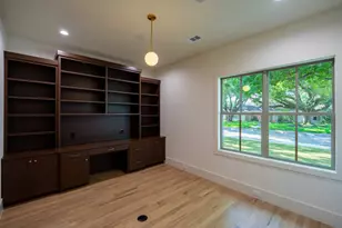 3250 Lancelot Dr, Dallas, TX 75229 - Photo 13