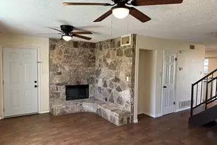 204 E Rucker St, Granbury, TX 76048 - Photo 5