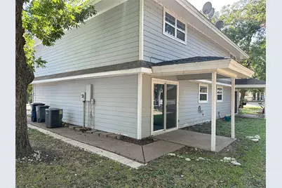 204 E Rucker Street, Granbury, TX 76048 - Photo 21