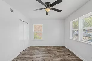 1209 Grinnell St, Dallas, TX 75216 - Photo 21