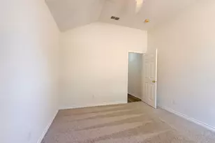 2915 Olympia Dr, Grand Prairie, TX 75052 - Photo 17