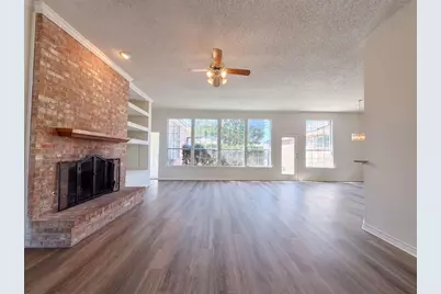 2915 Olympia Drive, Grand Prairie, TX 75052 - Photo 3
