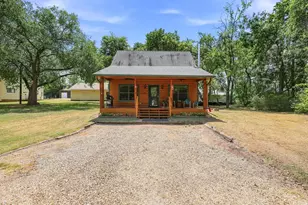 288 Clayton Dr, Pottsboro, TX 75076 - Photo 1