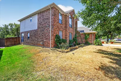 8646 Granville Drive, Dallas, TX 75249 - Photo 3