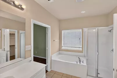 8646 Granville Drive, Dallas, TX 75249 - Photo 21