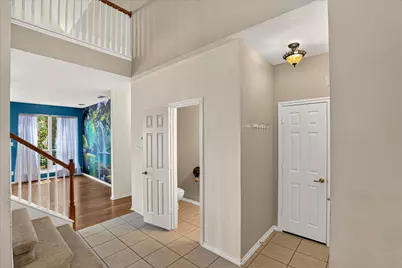 8646 Granville Drive, Dallas, TX 75249 - Photo 5