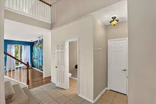 8646 Granville Dr, Dallas, TX 75249 - Photo 5