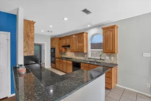 8646 Granville Dr, Dallas, TX 75249 - Photo 11