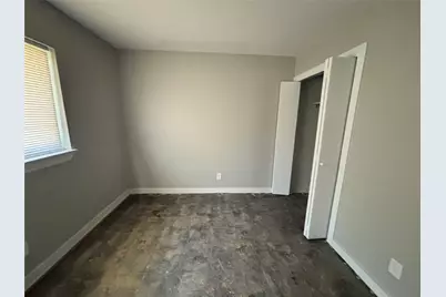 930 Briar Way, Garland, TX 75043 - Photo 5