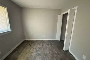 930 Briar Way, Garland, TX 75043 - Photo 5