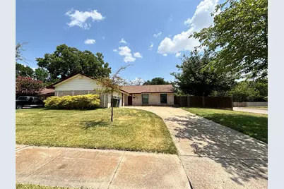 930 Briar Way, Garland, TX 75043 - Photo 1