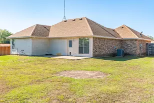 2210 Kaitlyn Cir, Caddo Mills, TX 75135 - Photo 17