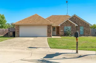 2210 Kaitlyn Cir, Caddo Mills, TX 75135 - Photo 1