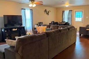 1331 Newton Dr, Cedar Hill, TX 75104 - Photo 5