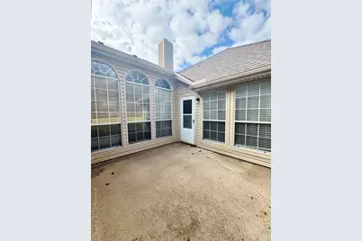 6016 Lake Vista Drive, Dallas, TX 75249 - Photo 17