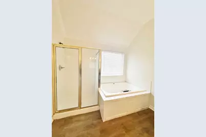 6016 Lake Vista Drive, Dallas, TX 75249 - Photo 11
