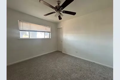 220 Texas Street, Cedar Hill, TX 75104 - Photo 5