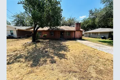 220 Texas Street, Cedar Hill, TX 75104 - Photo 1