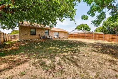 2602 Knoll Trail, Euless, TX 76039 - Photo 23