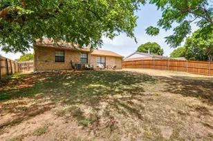 2602 Knoll Trail, Euless, TX 76039 - Photo 23