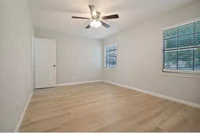 2602 Knoll Trail, Euless, TX 76039 - Photo 15