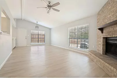 2602 Knoll Trail, Euless, TX 76039 - Photo 3