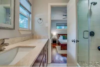 2824 W Kiest Boulevard, Dallas, TX 75233 - Photo 21